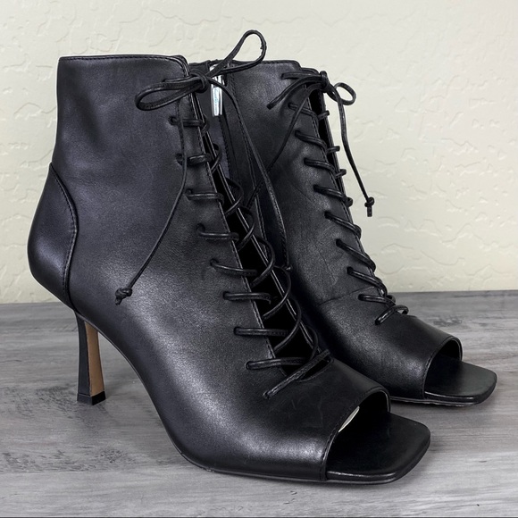 vince camuto eshilliy